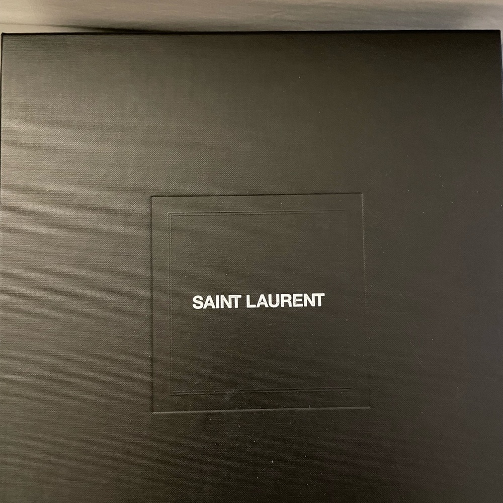 SAINT LAURENT LOULOU 70 ZIP BOOTIE - Picture 10 of 11